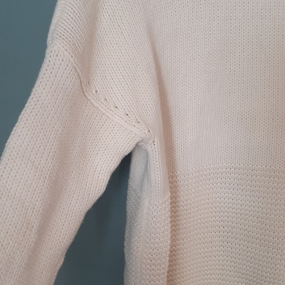 Gap icon stitchy ivory  turtle neck swater - Picture 3 of 4